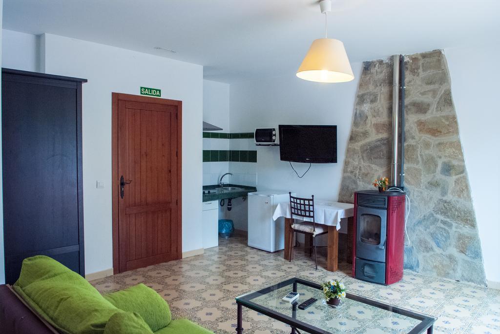 Apartamentos La Venta Del Charco Cardeña Rom bilde